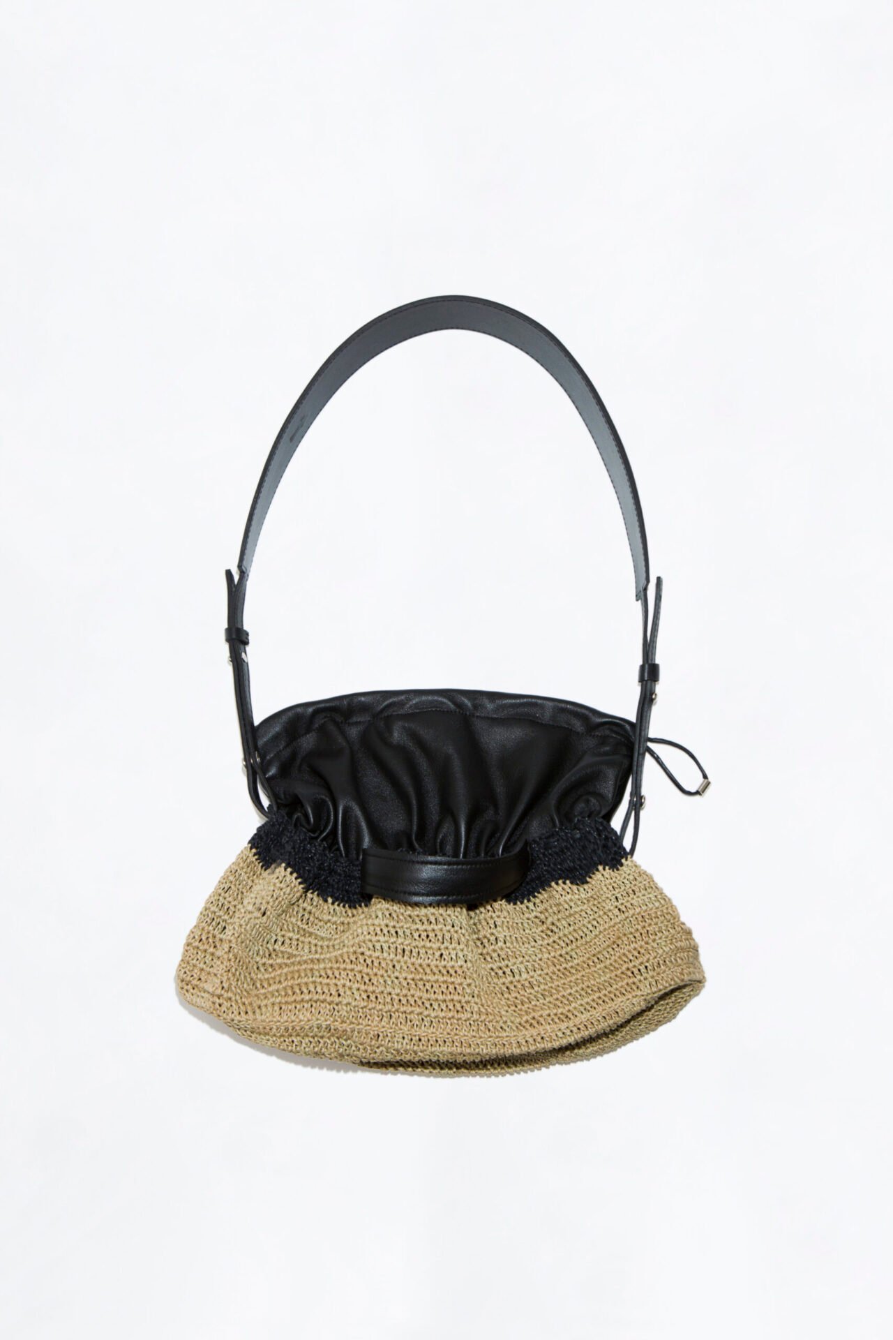 Cartera Jorge con fuelle de cuero de oveja y tejido a mano con cordón de algodón encerado