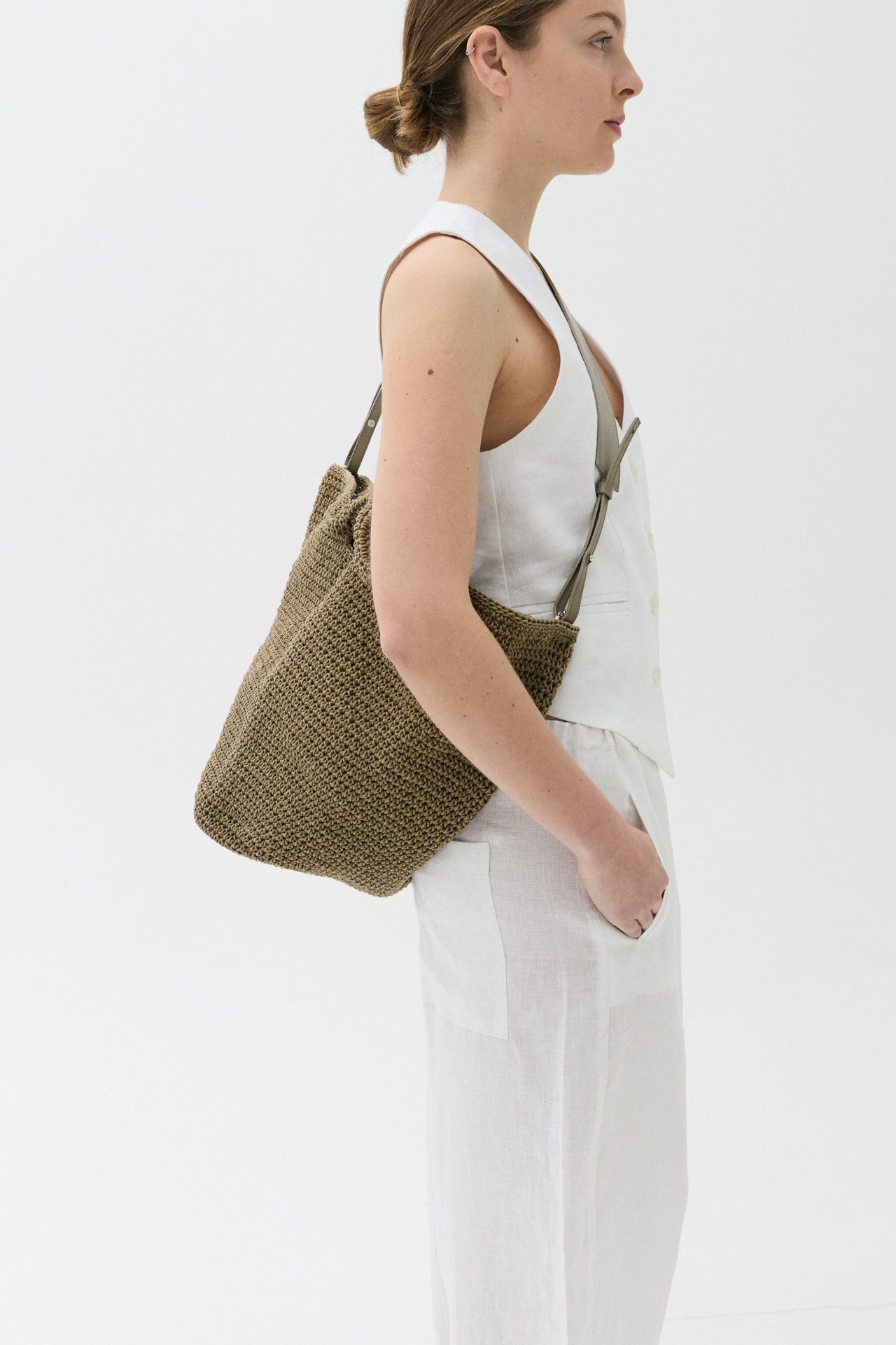 AYNIE_LOOKBOOK_AGOSTO_24_0185