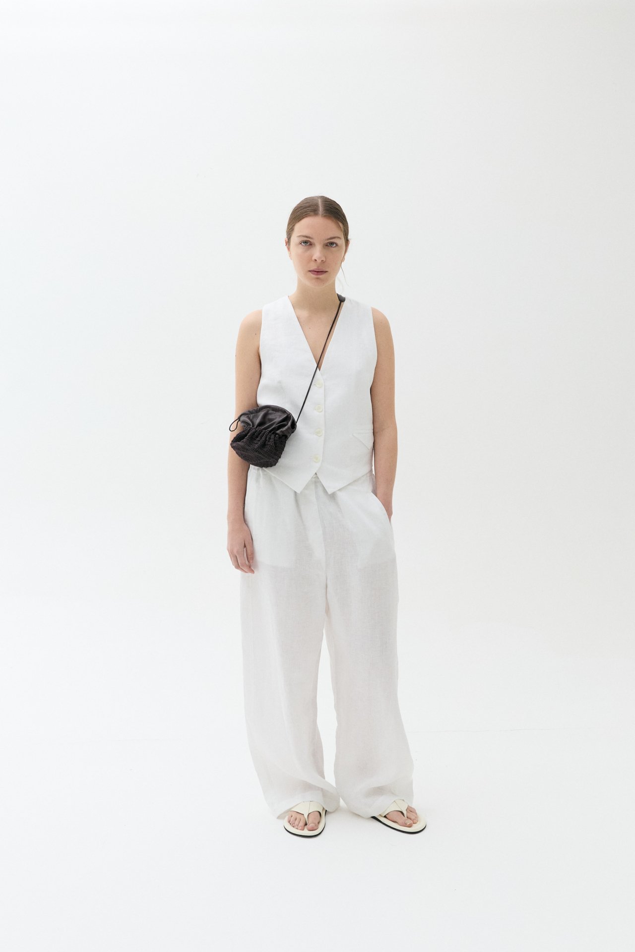 AYNIE_LOOKBOOK_AGOSTO_24_0225