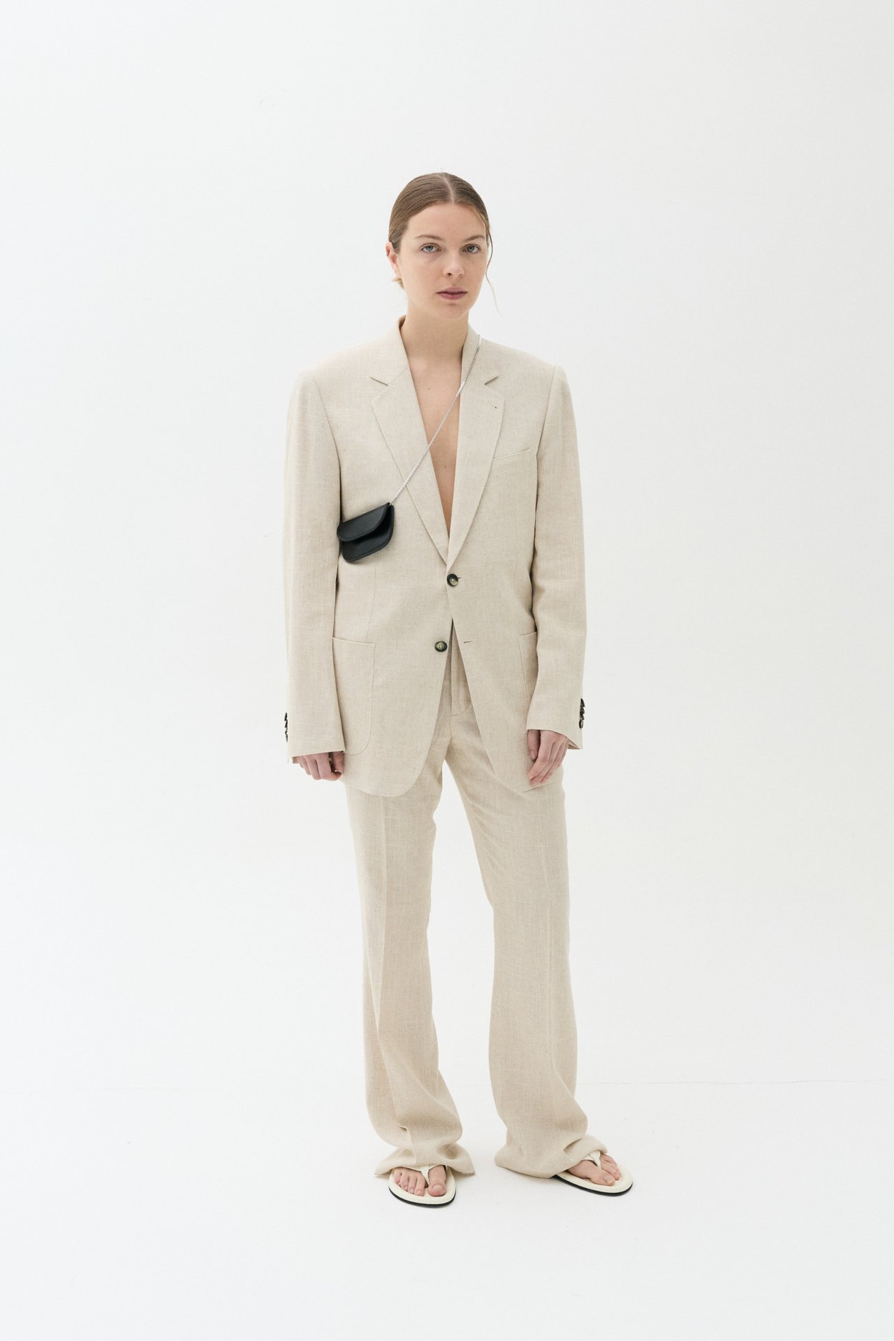 AYNIE_LOOKBOOK_AGOSTO_24_0453