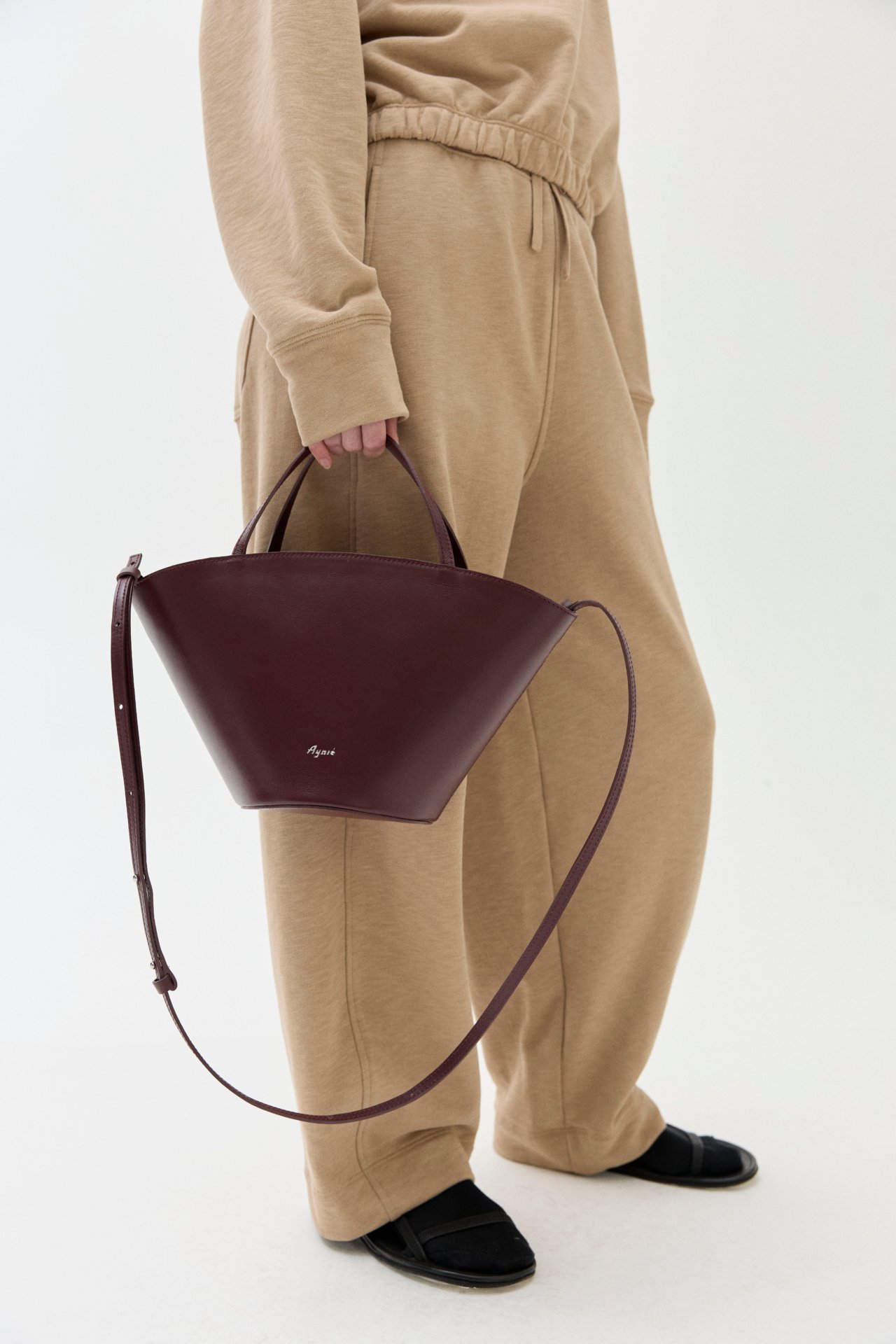 AYNIE_LB_MARZO_26_1600