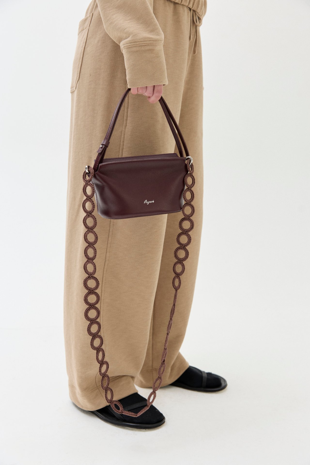 AYNIE_LB_MARZO_26_1700