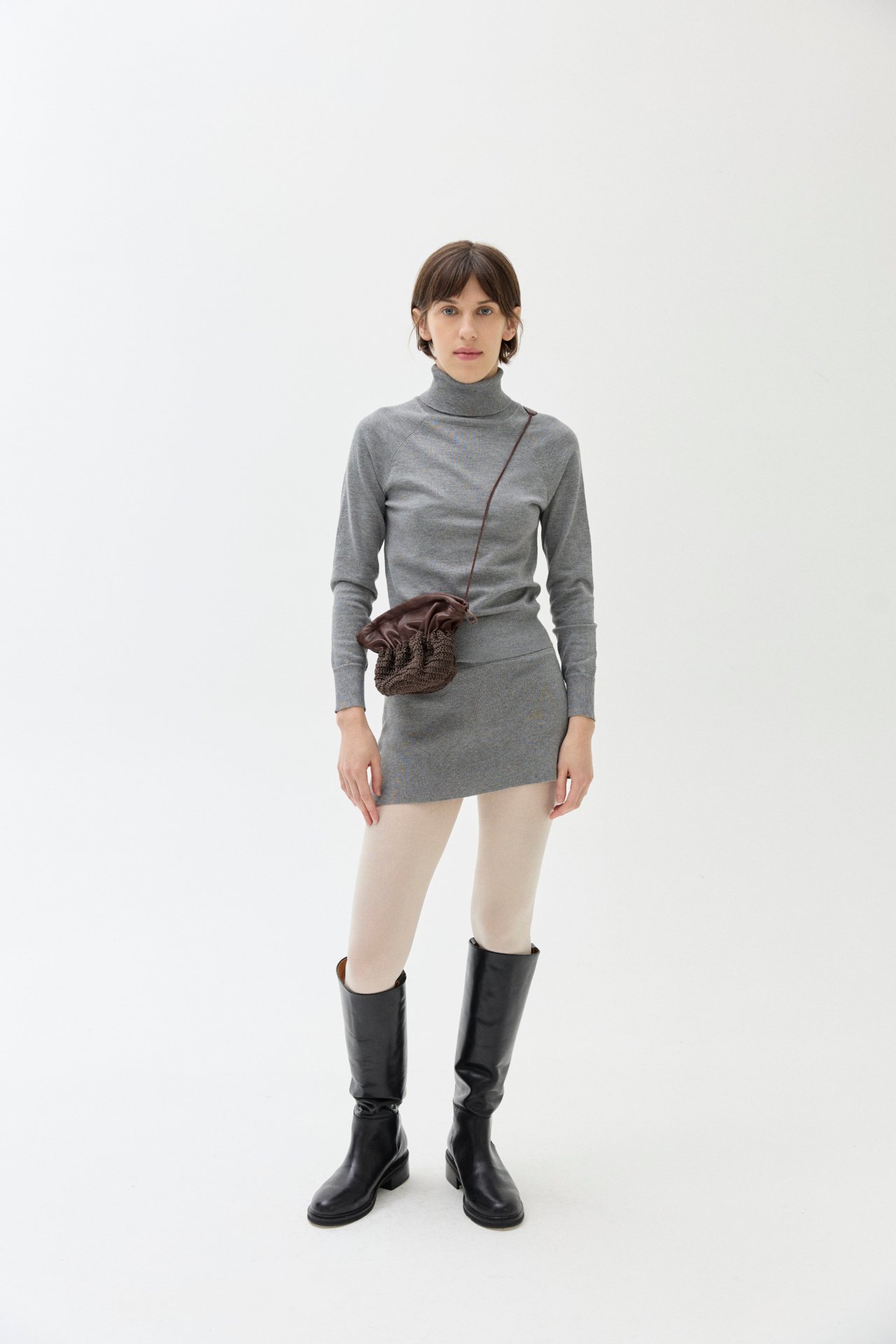 AYNIE_LB_MARZO_26_1987