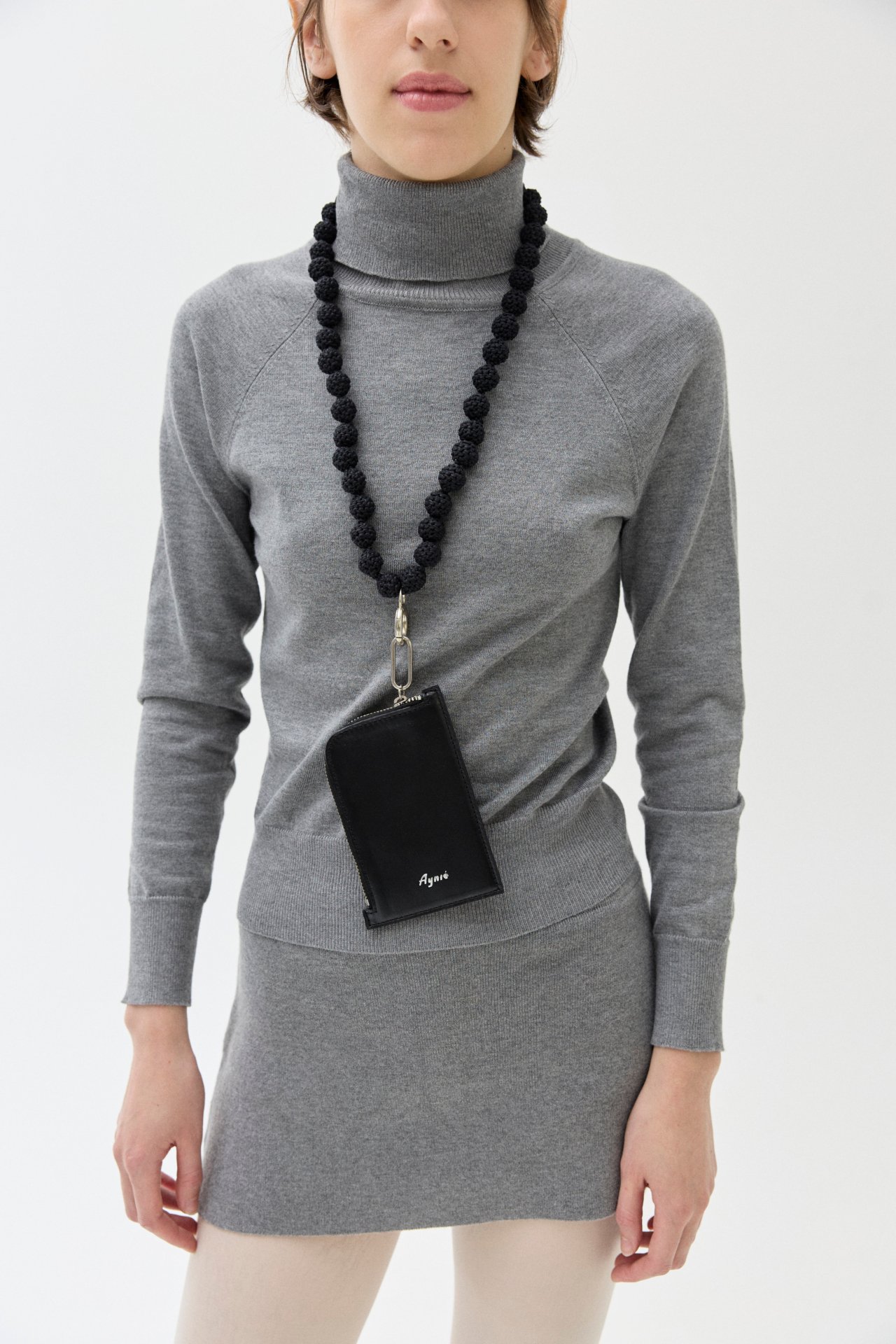 AYNIE_LB_MARZO_26_2045